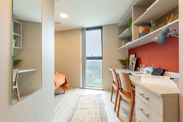 Platinum Studio Floors 11-14 - Image 2